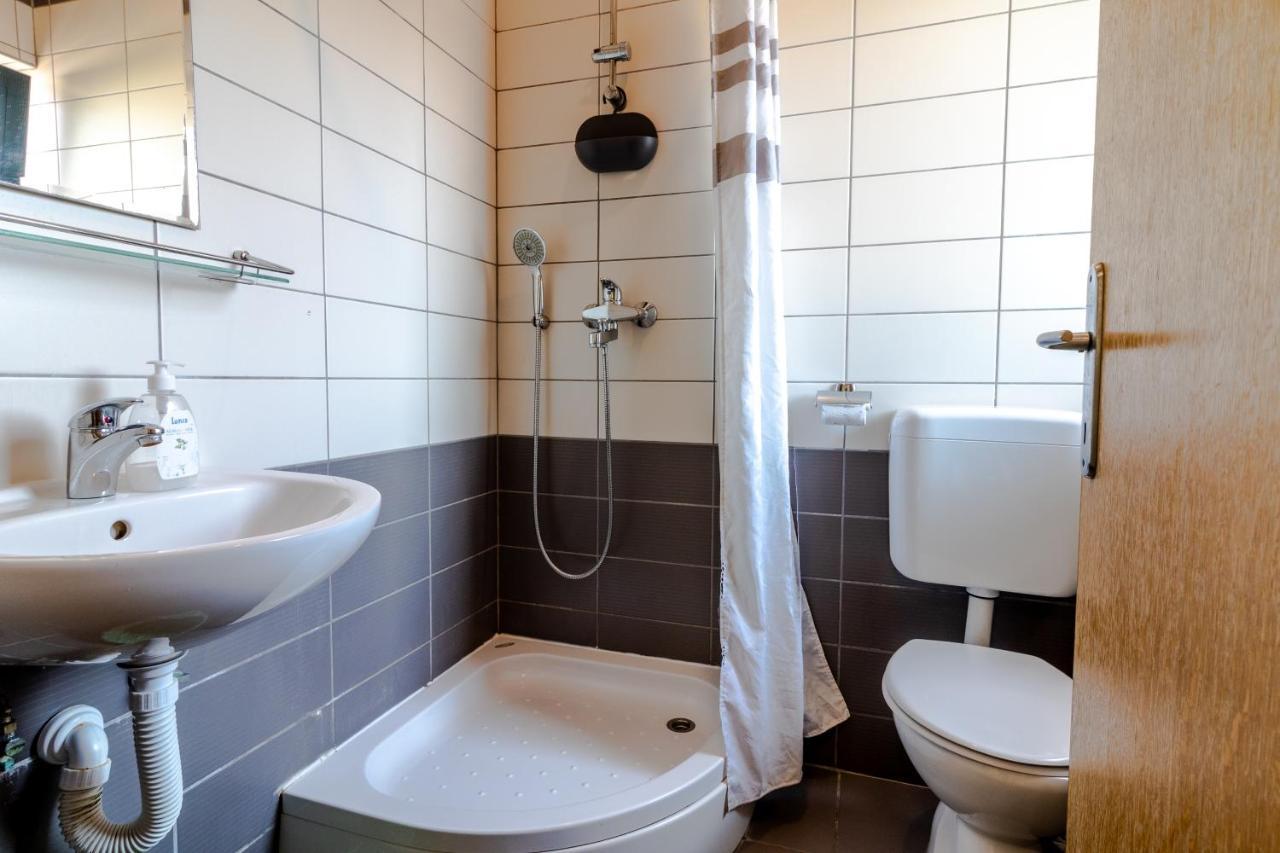 Ankica & Anamarija Apartments Неум Экстерьер фото