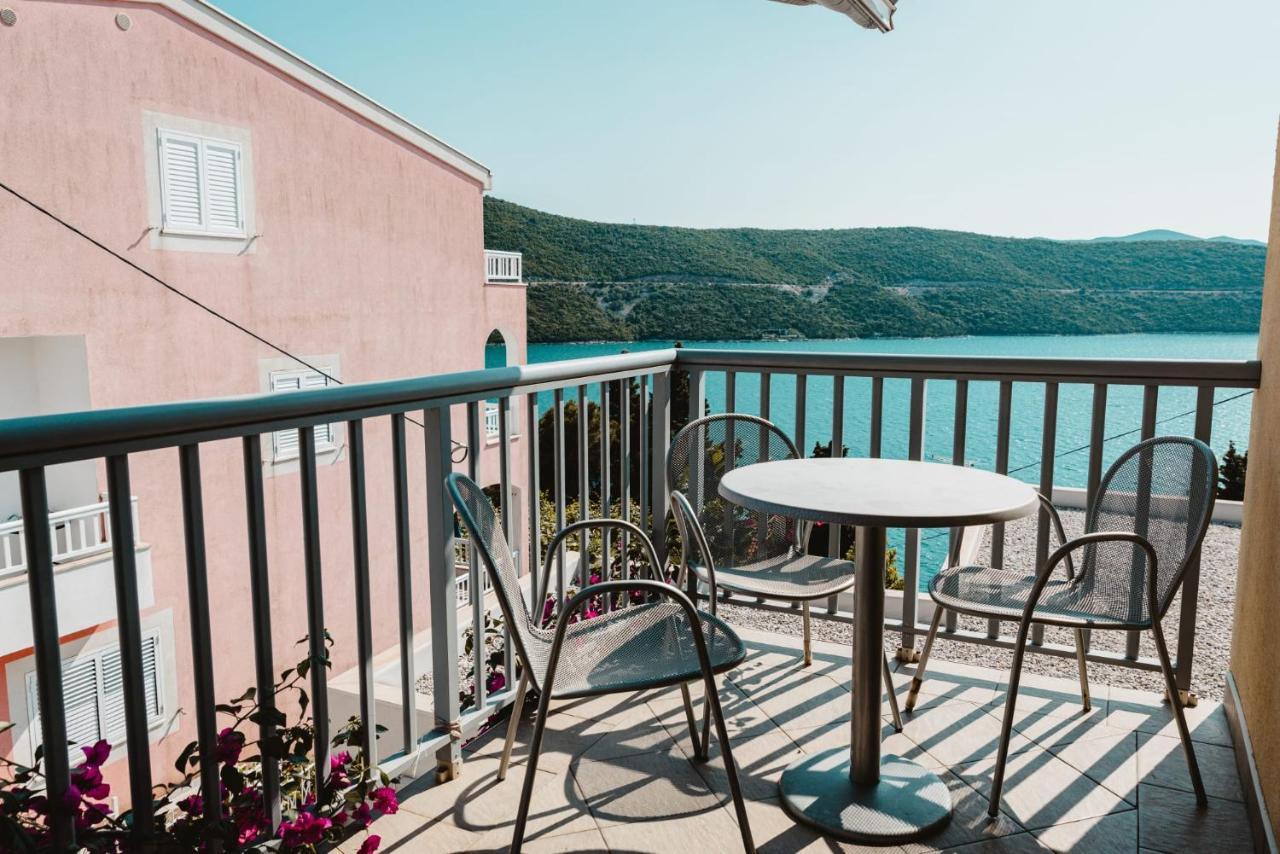 Ankica & Anamarija Apartments Неум Экстерьер фото