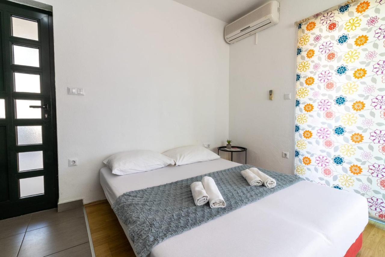 Ankica & Anamarija Apartments Неум Экстерьер фото