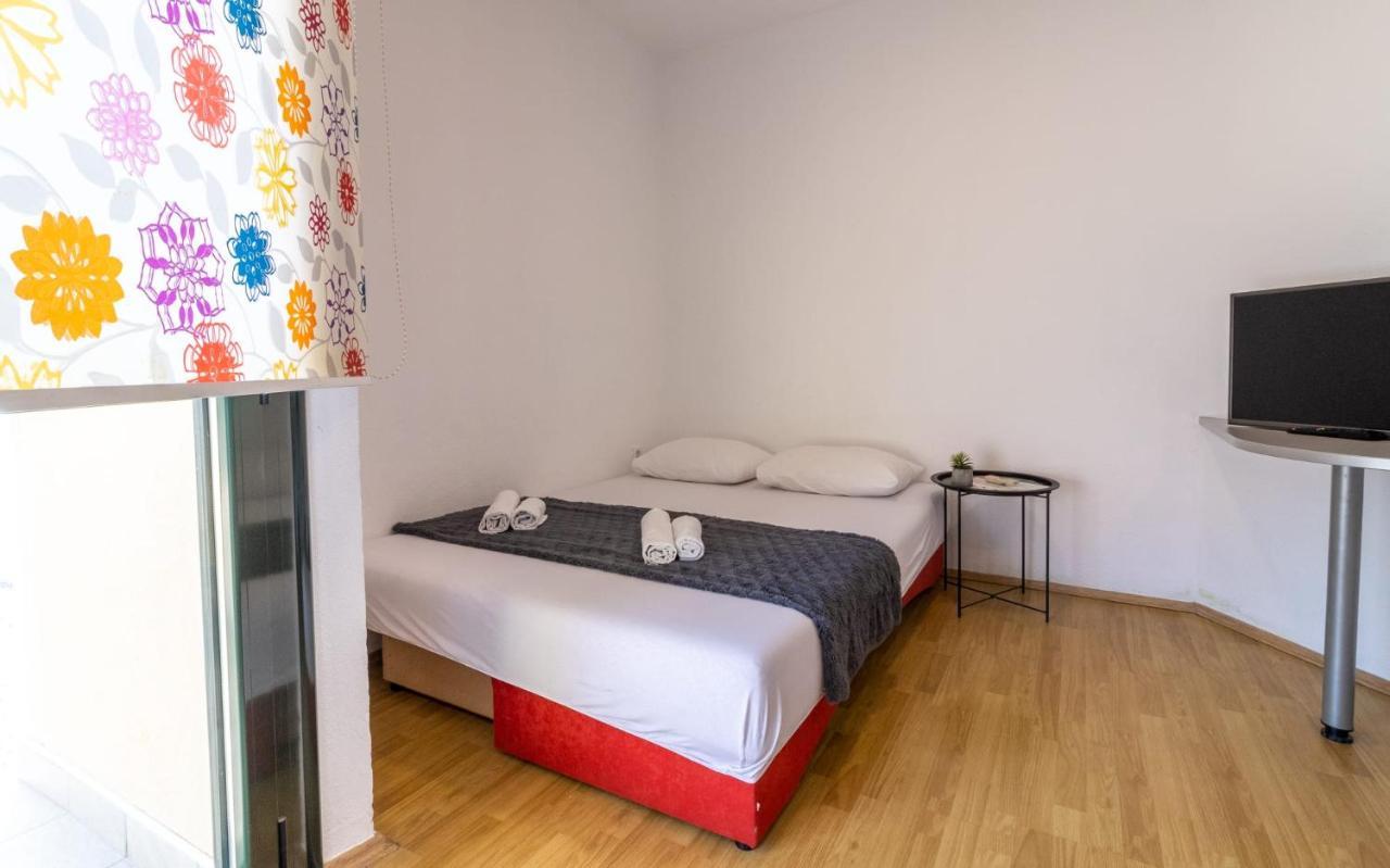 Ankica & Anamarija Apartments Неум Экстерьер фото