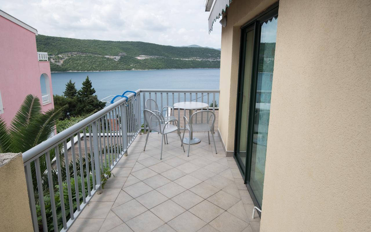Ankica & Anamarija Apartments Неум Экстерьер фото